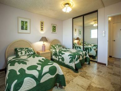 A Wonderful 2 Bedroom Condo with Pacific Views.